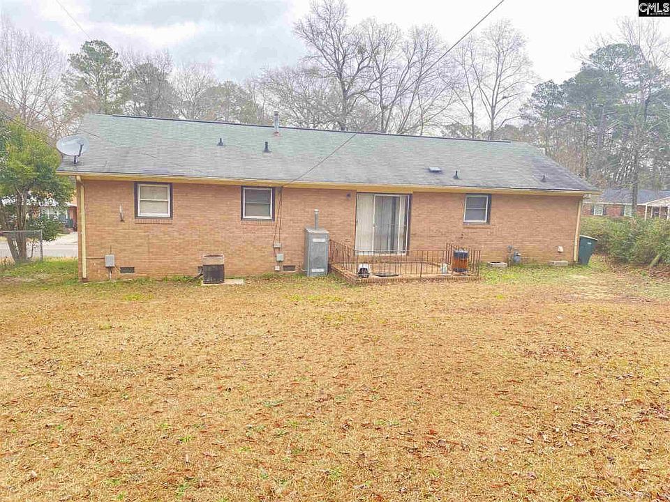 2nd image of 1861 Saint Michaels Rd