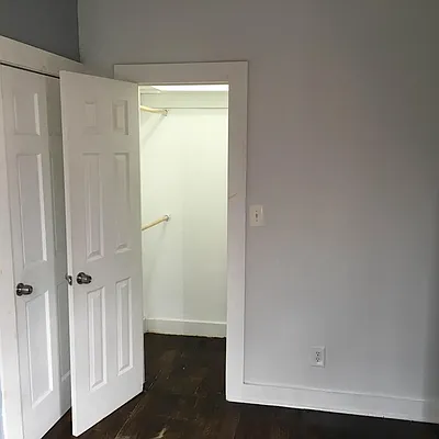 Rented by Premier Metro Realty Corp | media 6