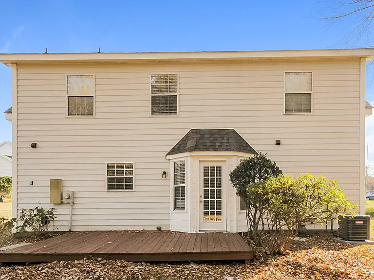 5013 Farmview Dr — Photo 17