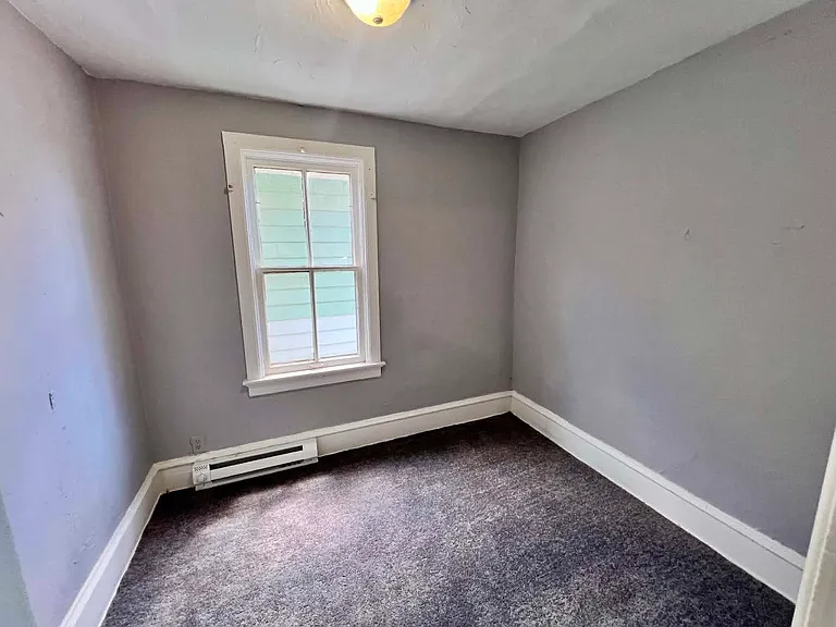 1443 S 14th St — Photo 16