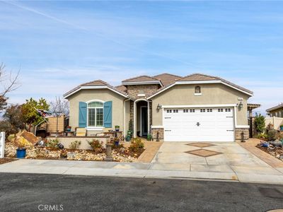 332 Mock Blf, Beaumont, CA, 92223