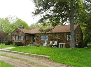 8387 Gull Rd, Richland, MI 49083