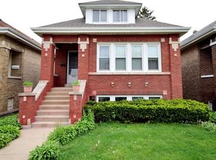 2225 Home Ave, Berwyn, IL 60402