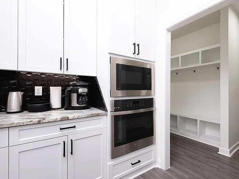 7922 Kanis Pines Dr — Photo 6
