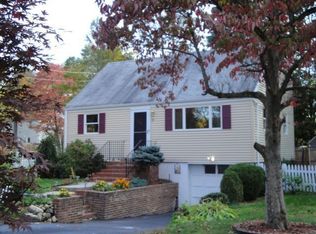 19 Sleepyhollow Dr, Norwalk, CT 06851