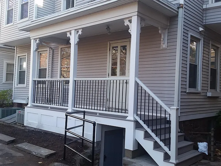 396 Orange St — Photo 26