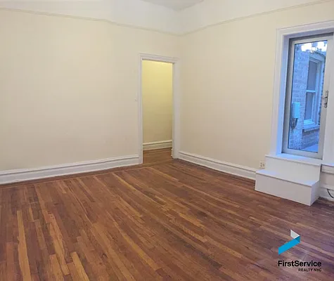 Rented by FirstService Realty (legacy) | media 34