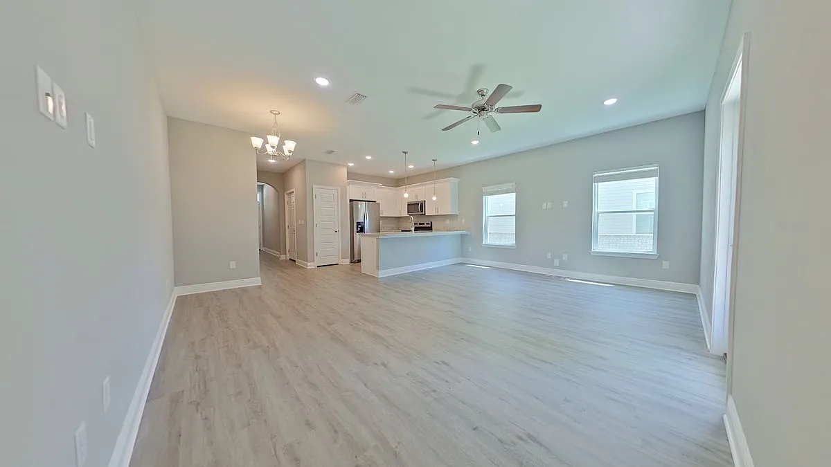 840 Fairview Drive — Photo 2