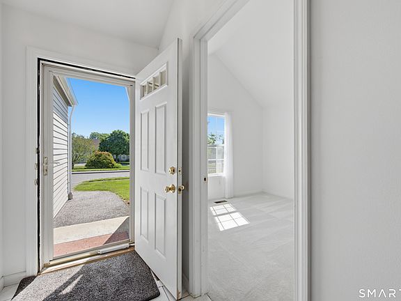 2nd image of 46 Elizabeth Circle #46