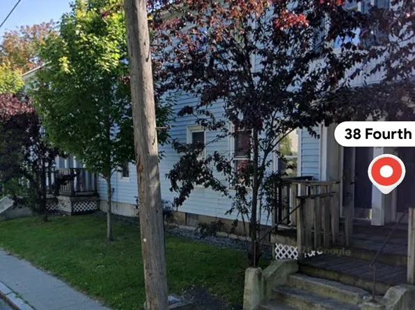 38 4th St, Pittsfield, MA