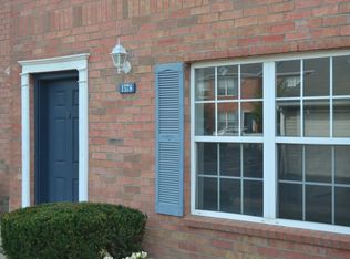 1610 Cypress W, Avon, OH 44011