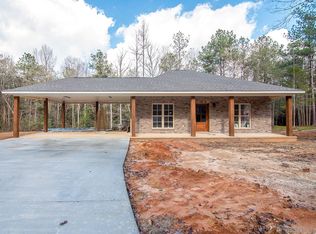 52 B Neal Dr, Seminary, MS 39479