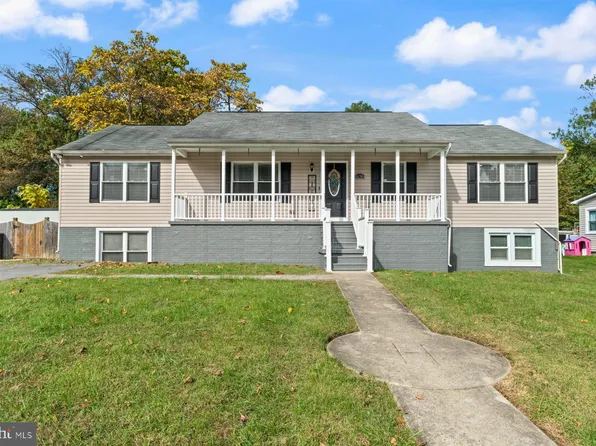 1636 Hopewell Ave, Essex, MD 21221