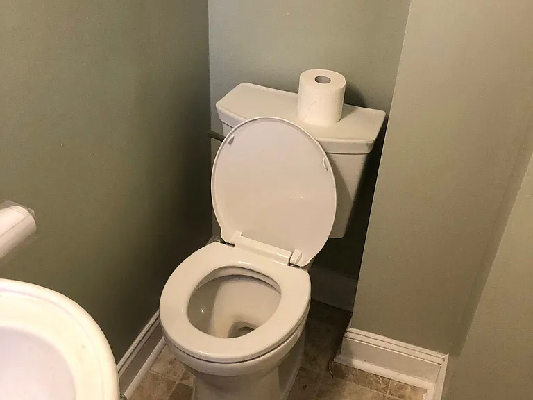 575 N May St #1 — Photo 7