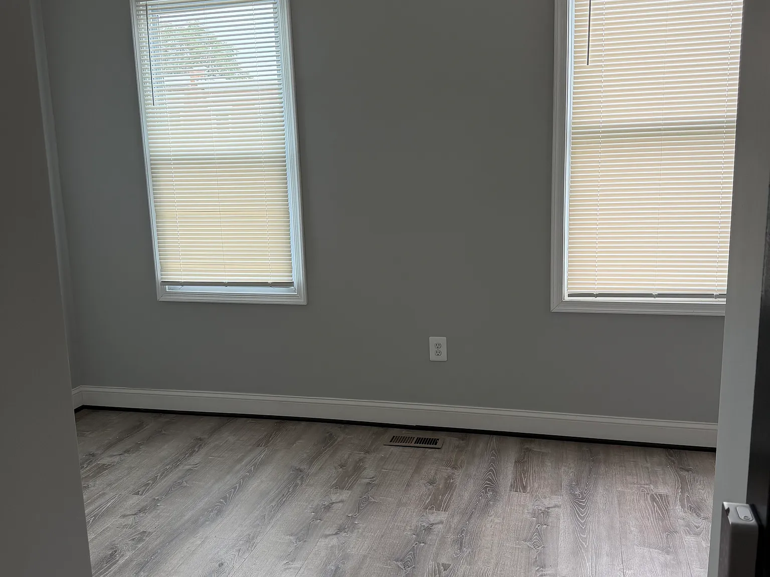 1 bed, $650 — Photo 2