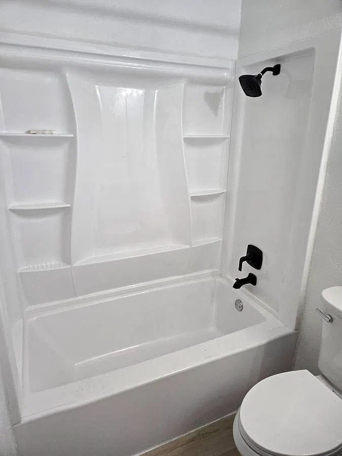 2 bed, 1.5 bath, 800 sqft, $1,550 — Photo 2