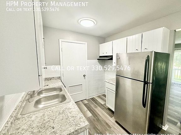 2nd image of 1299 Old Eagle Dr APT 8