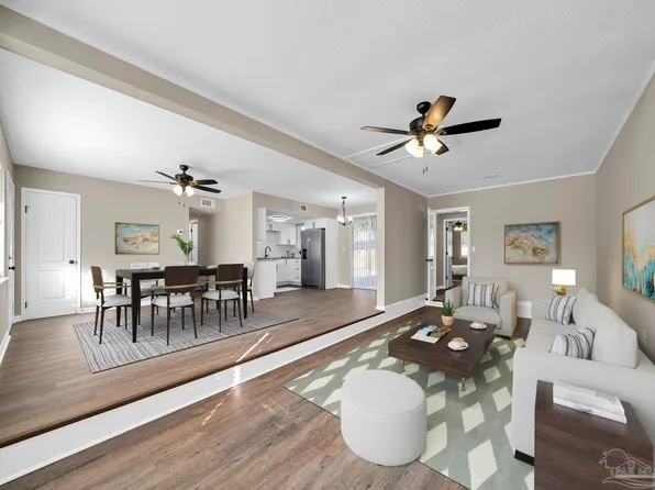 1410 College Pkwy, Gulf Breeze, FL 32563