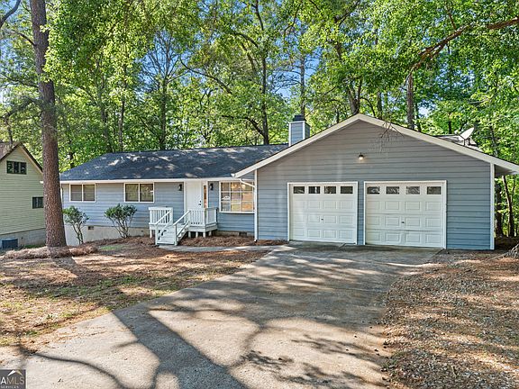 2nd image of 213 Dogwood Glen Dr