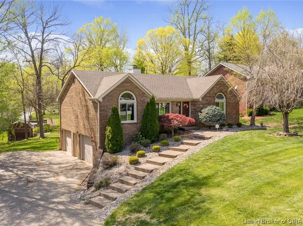 4613 Shadyview Drive, Floyds Knobs, IN 47119