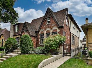 5856 N Mobile Ave, Chicago, IL 60646
