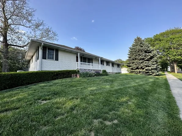 201 E 10th St, Malvern, IA 51551