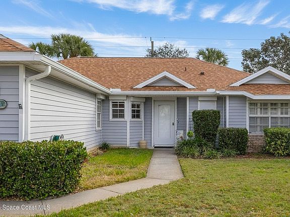 4th image of 1723 Pga Blvd