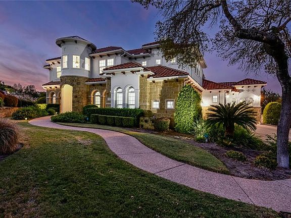 2nd image of 209 Palazza Alto Dr