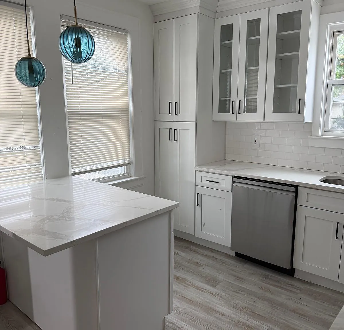 3 bed, $2,800 — Photo 1