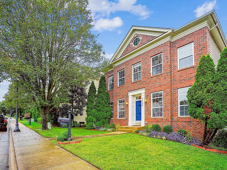 9305 Sumner Lake Blvd — Photo 38