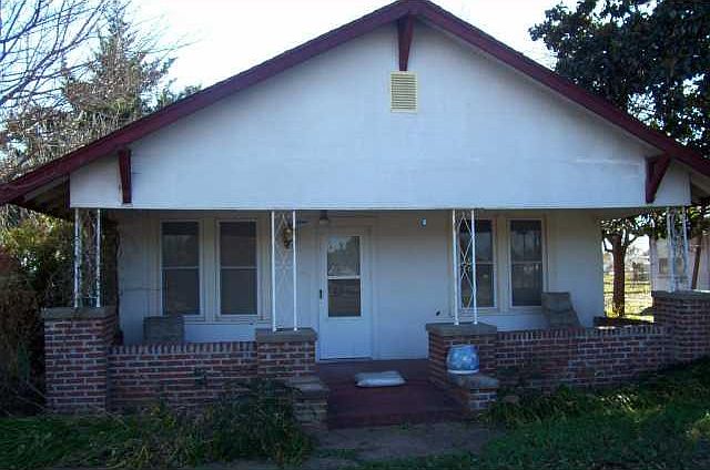 1st image of 1101 W Grand Ave