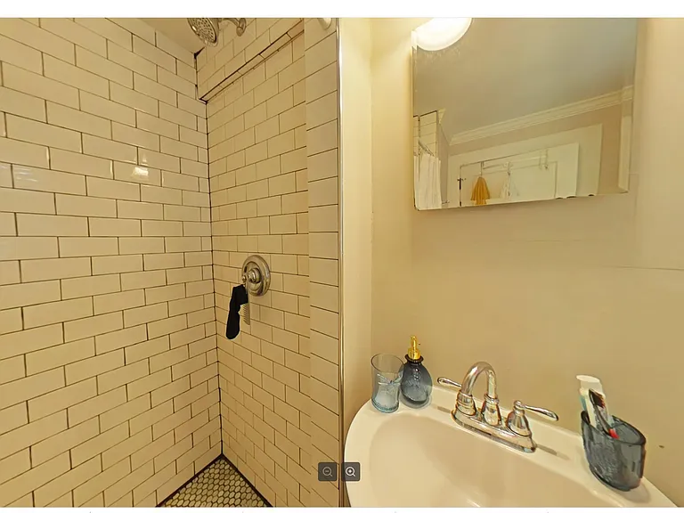 768 Osceola St #B — Photo 3