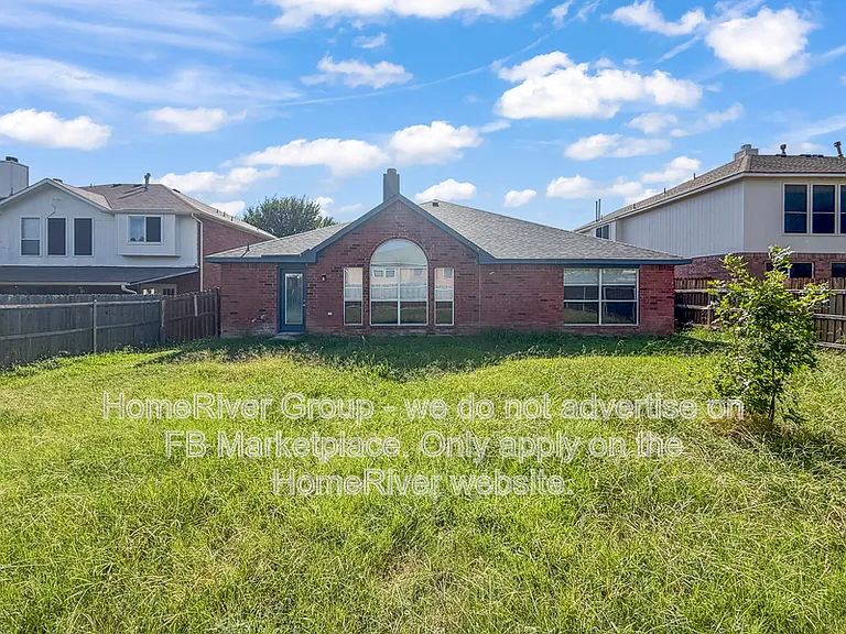 7209 Chaucer Dr — Photo 18