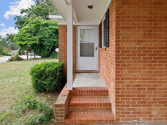5th image of 502 Santa Fe Dr