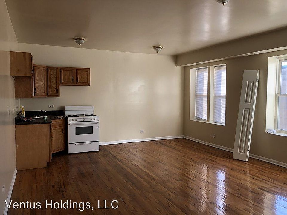 1st image of 2523 E 75th St #308