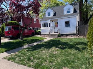 119 Broadfield Rd, Hempstead, NY 11550