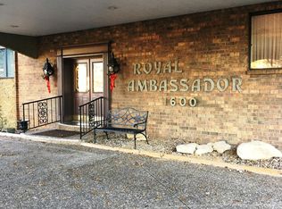 1600 Gardiner Ln APT 115B, Louisville, KY 40205