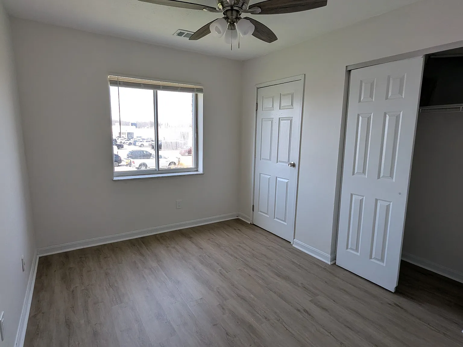 2 bed, 1.5 bath, 900 sqft, $1,195 — Photo 4