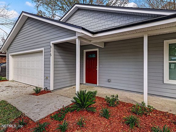 4th image of 815 BAKER Avenue
