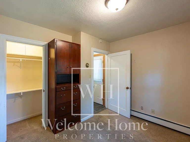 627 E Maple St — Photo 20
