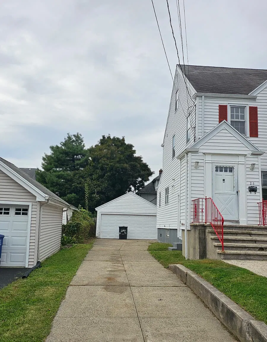 4 bed, 1959 sqft, $3,500 — Photo 4