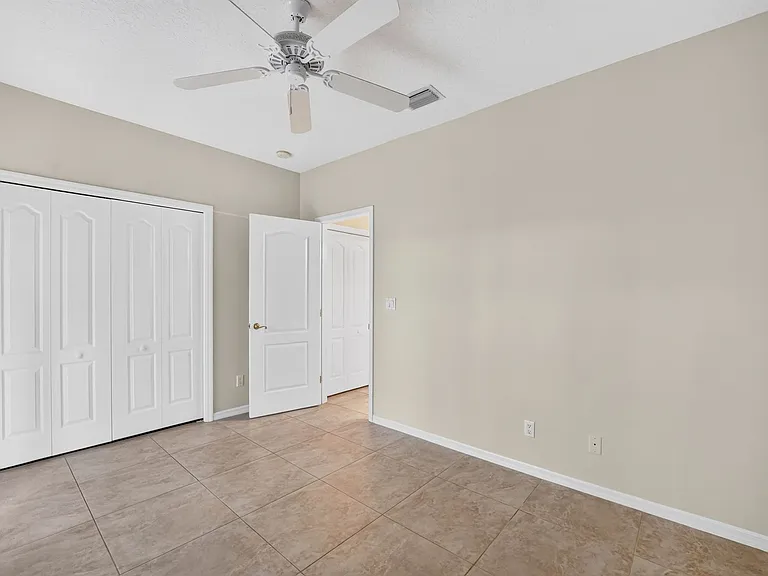 506 Tyler Ave — Photo 32