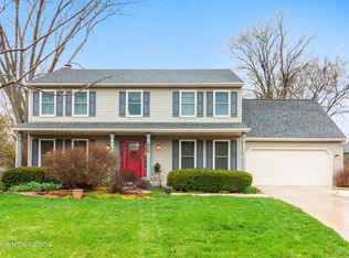820 Ryan Ct, Batavia, IL 60510