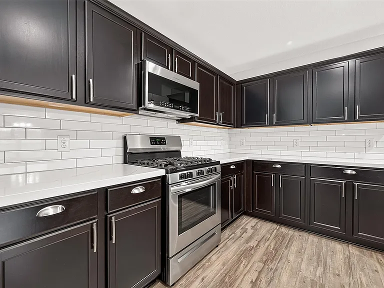 6014 Namika St — Photo 17