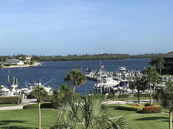 1821 Mooringline Dr #Penthouse, Vero Beach, FL 32963