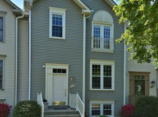 12653 Marcum Ct, Fairfax, VA 22033
