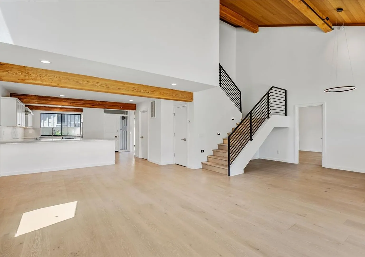 Renovated 3 Bed, 3.5 Bath Carmel Valley Ranch Stand Alone Unit — Photo 4