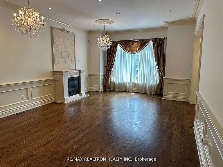 76 Horsham Ave — Photo 10