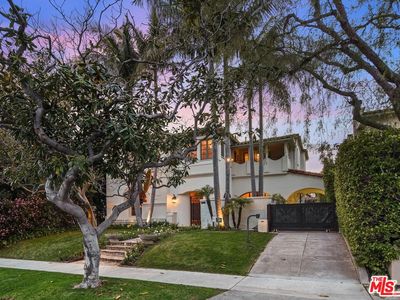 809 Malcolm Ave, Los Angeles, CA, 90024