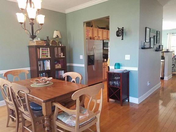 2nd image of 1745 Brittlebush Ln
